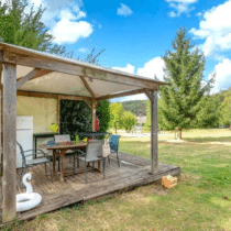 Emplacements 13 Camping Les Gorges du Chambon Ciela Village